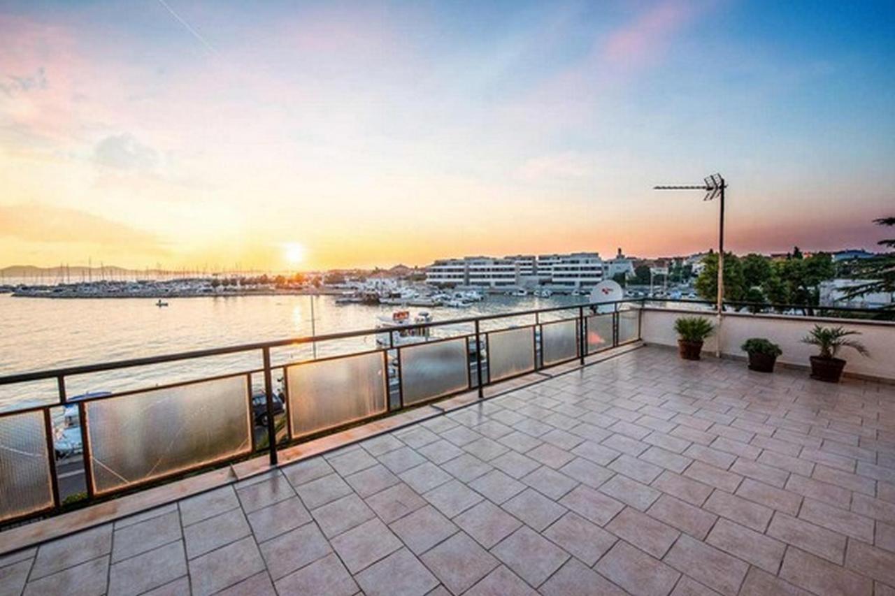 Amazing Seaview Apartment With A Balcony Near The Beach - Kneza Trpimira I Zadar Exteriér fotografie