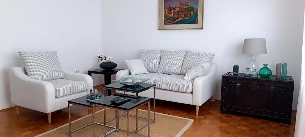 Amazing Seaview Apartment With A Balcony Near The Beach - Kneza Trpimira I Zadar Exteriér fotografie
